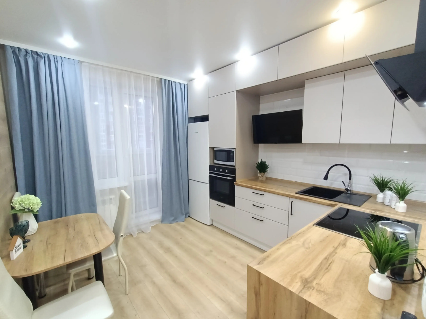 Квартира на Взлётной 11/1