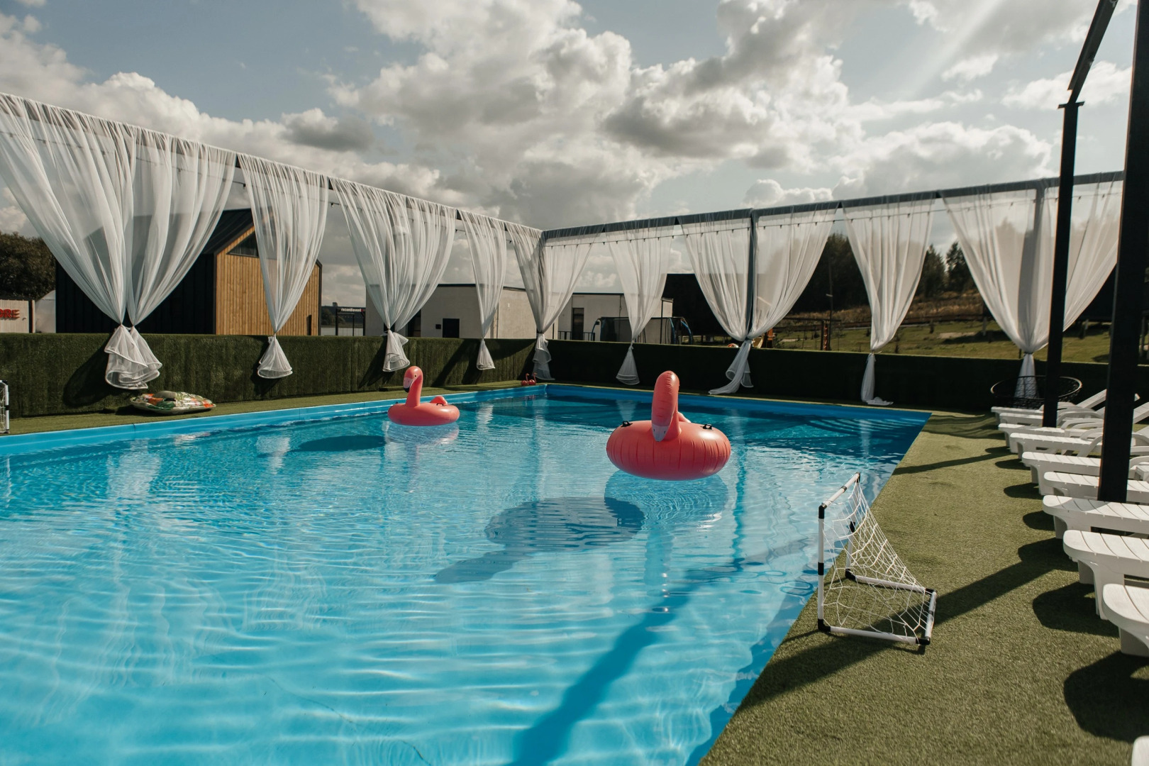 Scandi (Skandinaviya)