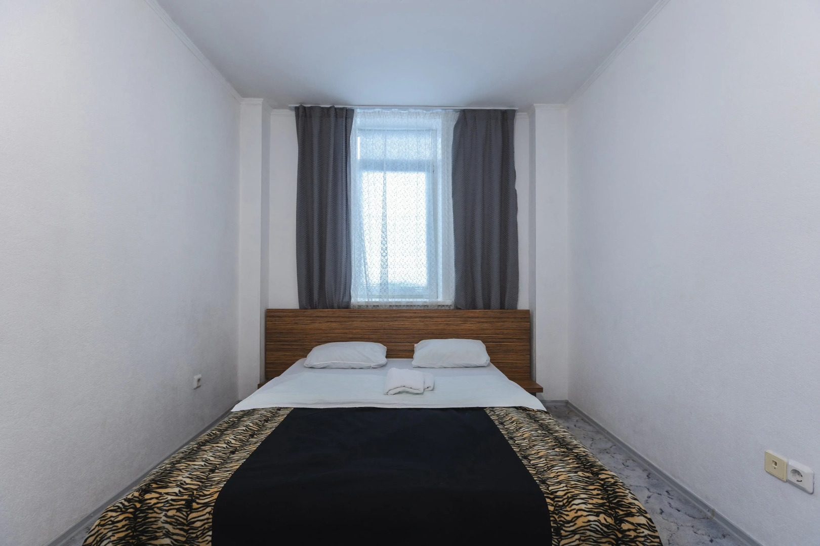 Апартаменты Двухкомнатные рядом с ТРЦ Планета