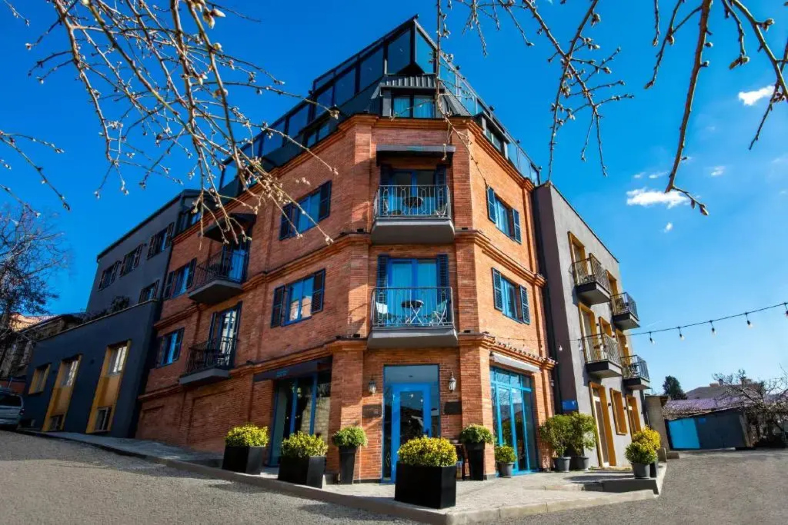 Отель Address 9D