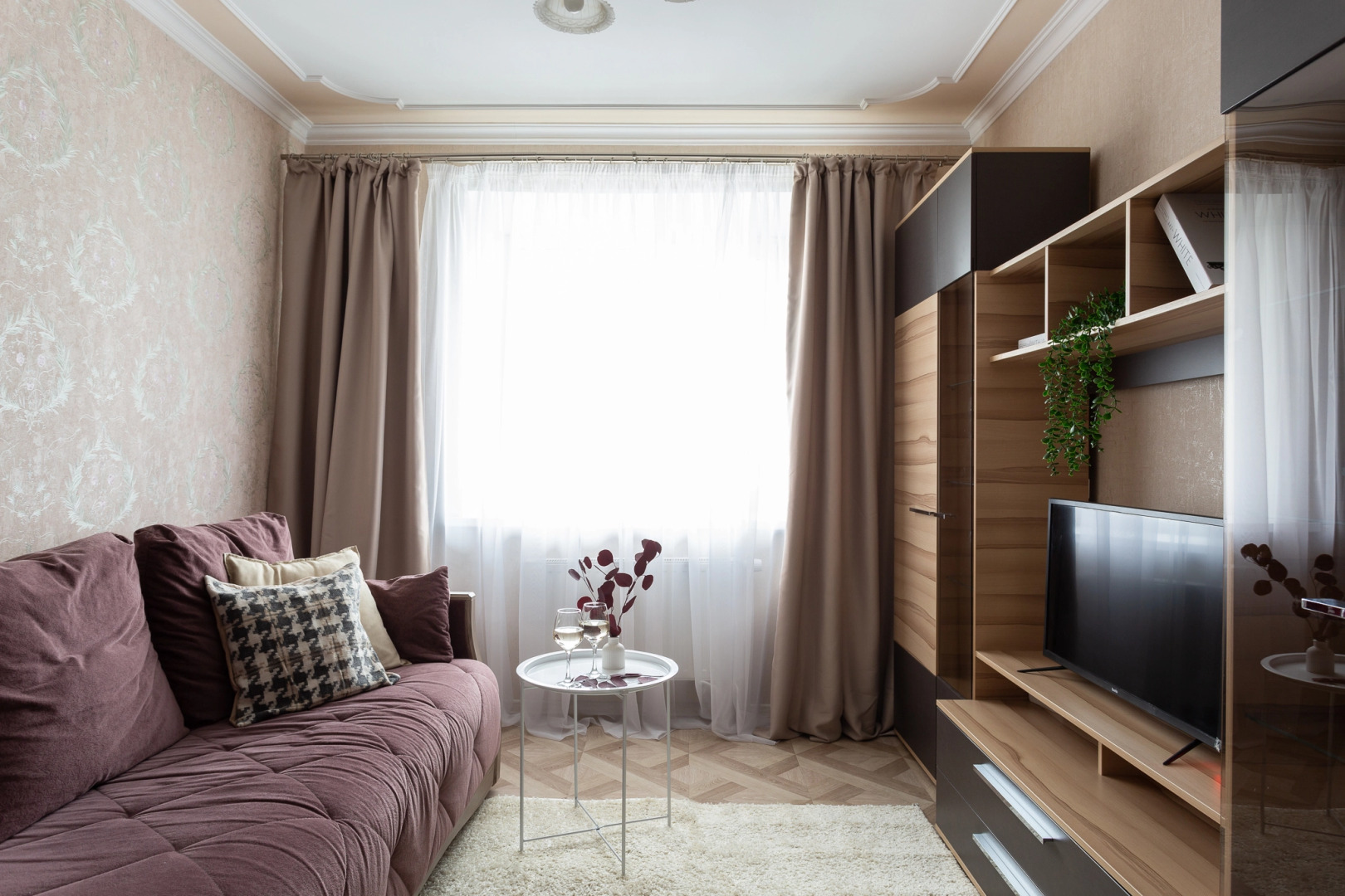 Апартаменты Две Подушки в мкр. Зеленый город 1