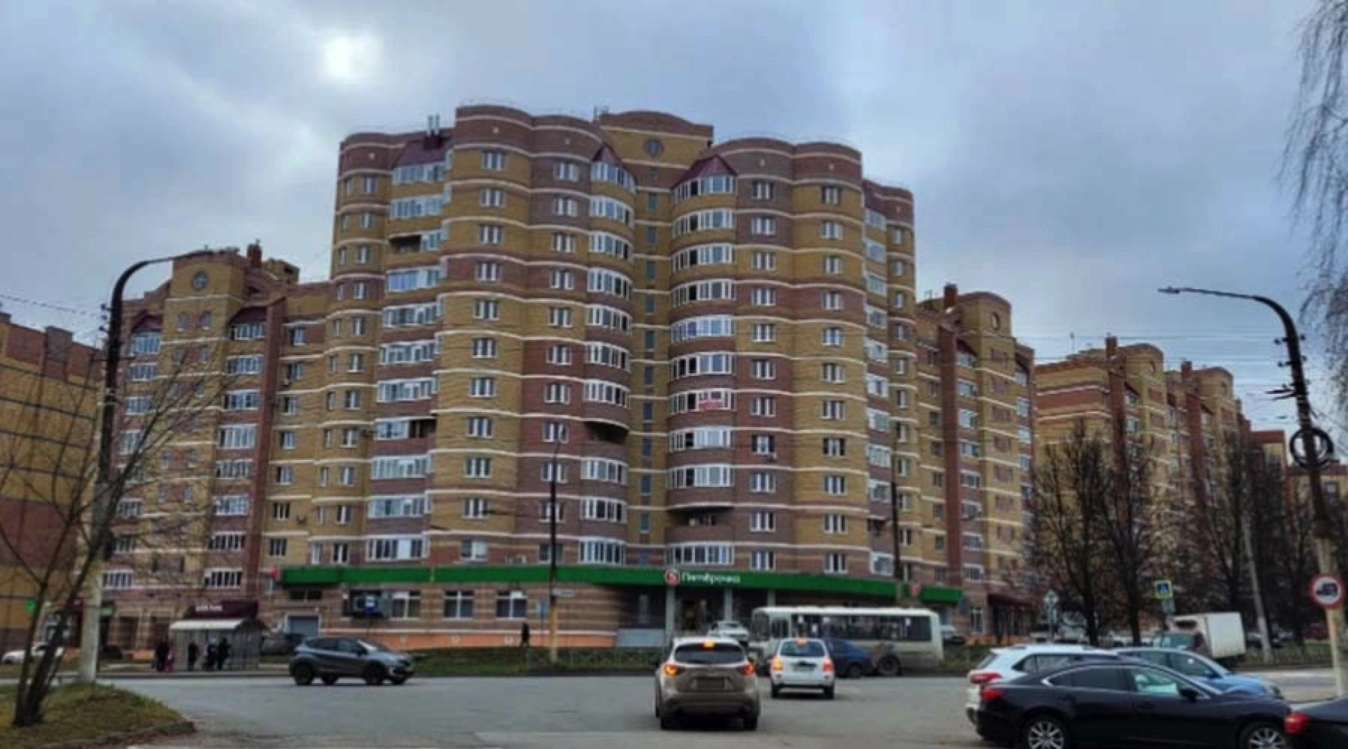 Квартира с Видом на Историческую Часть Костромы и Волгу