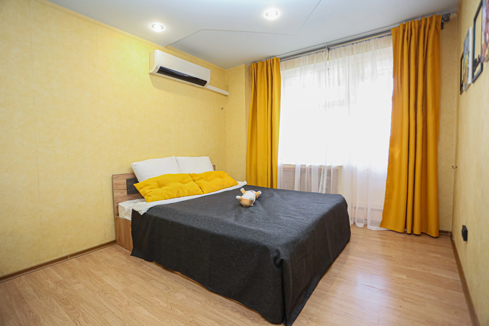 Апартаменты. У нас лучше, чем дома SunSet Родионова 193. КОРГИ