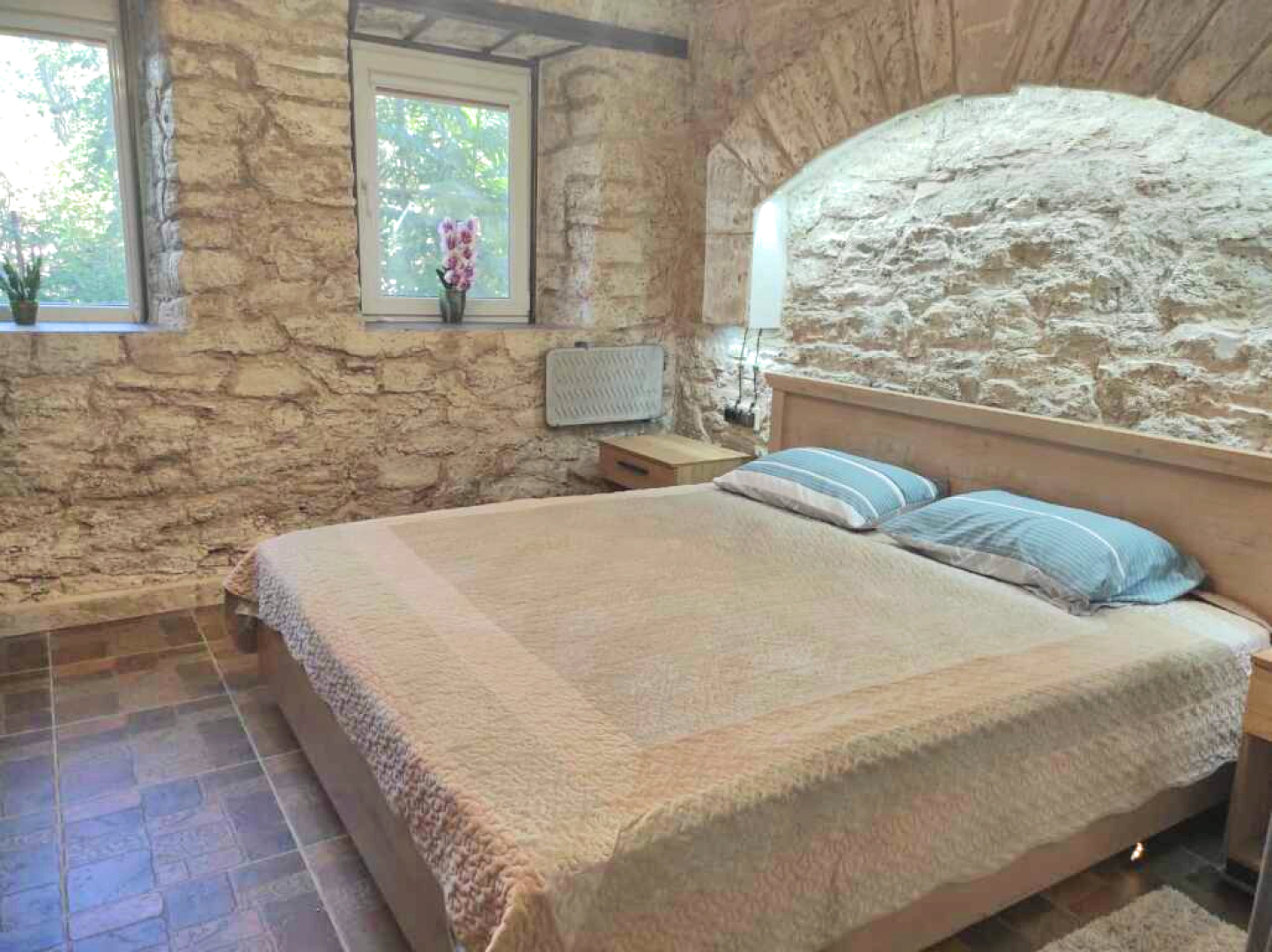 Апартаменты Люкс на Дзержинского 52