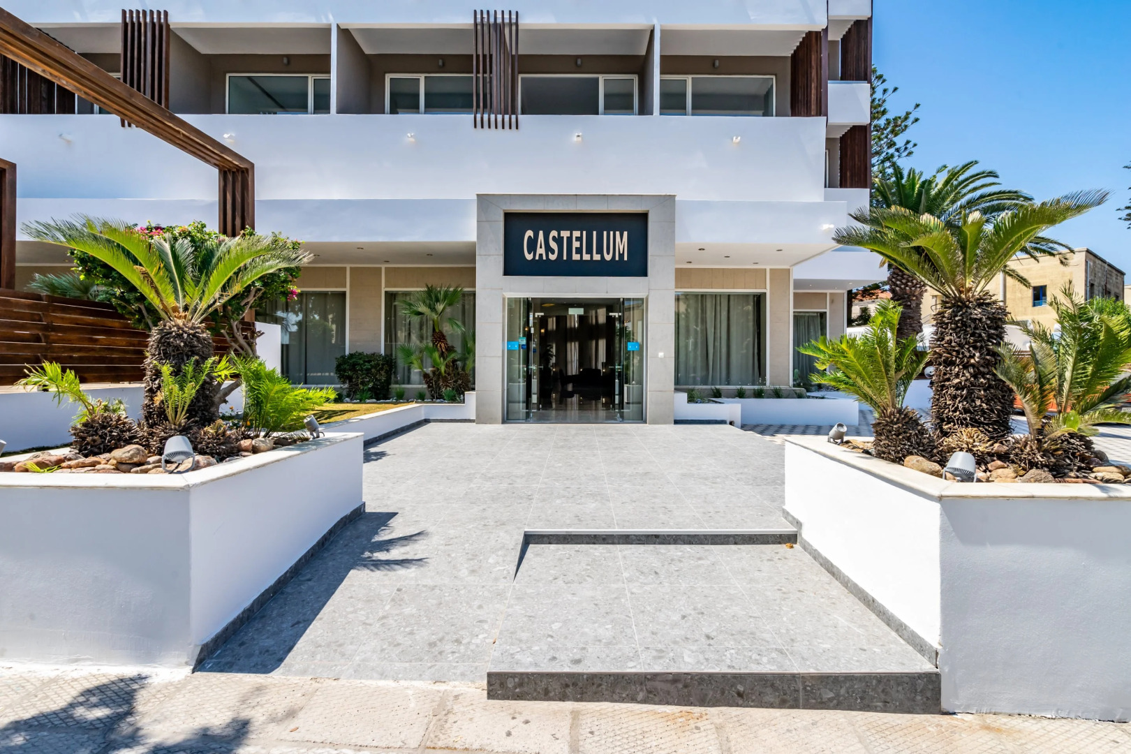 Отель Castellum Suites