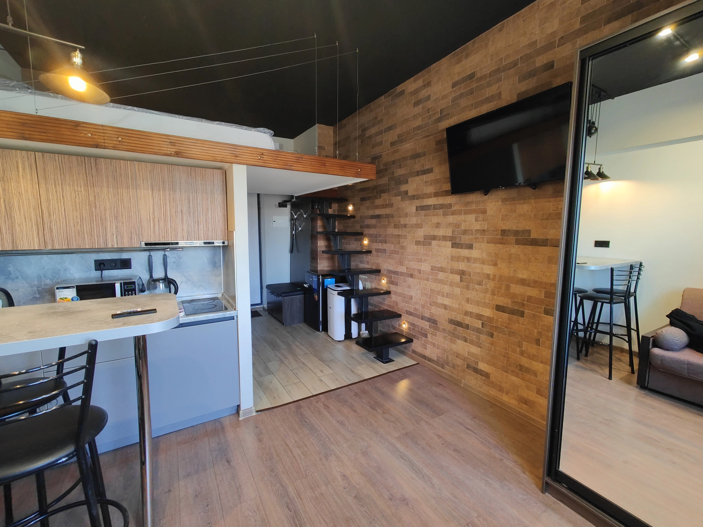 Апартаменты ZenApart Высокий Loft № 4