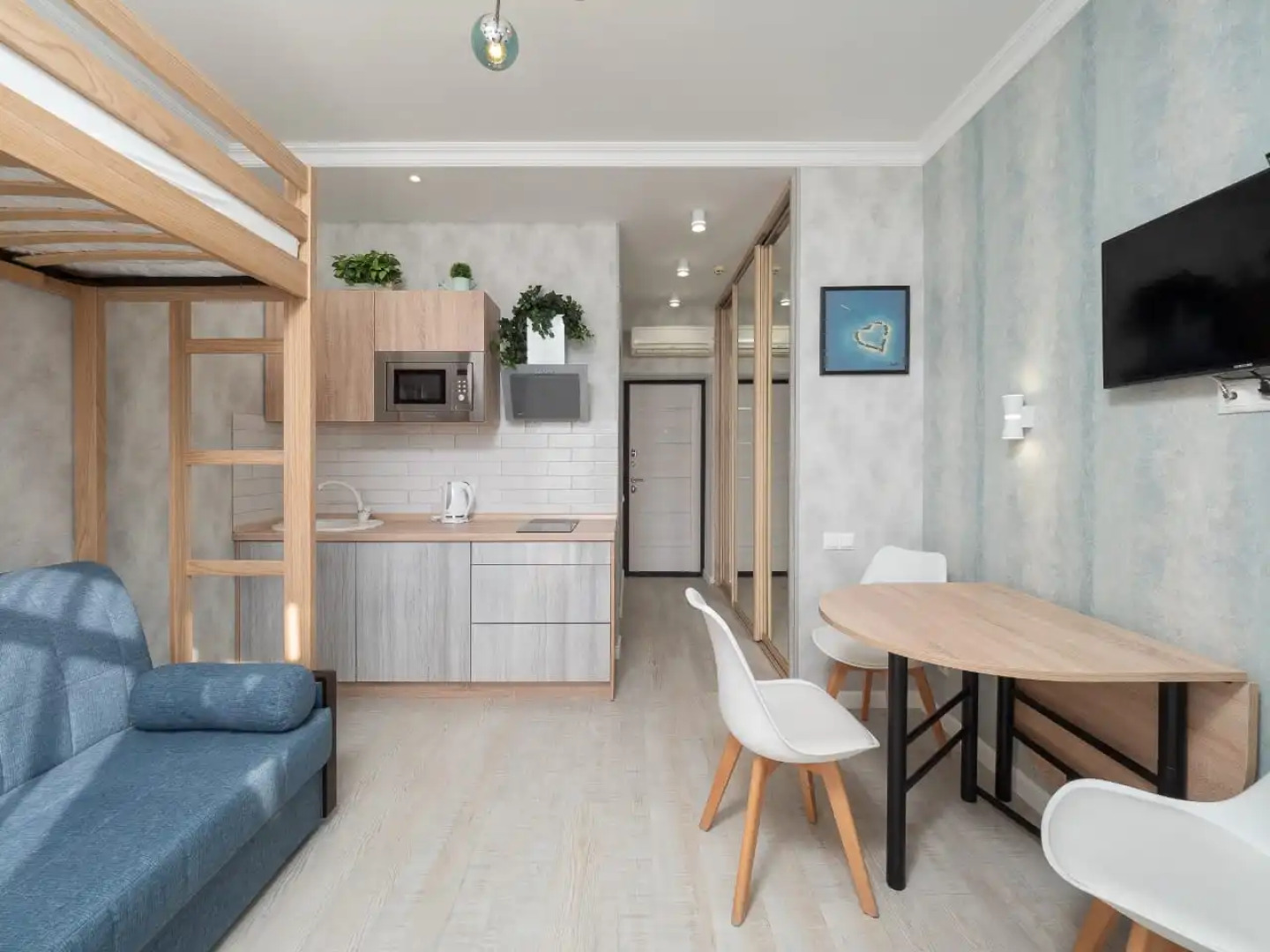 Апартаменты У Моря С Бассейном в ЖК Солнечный апр44