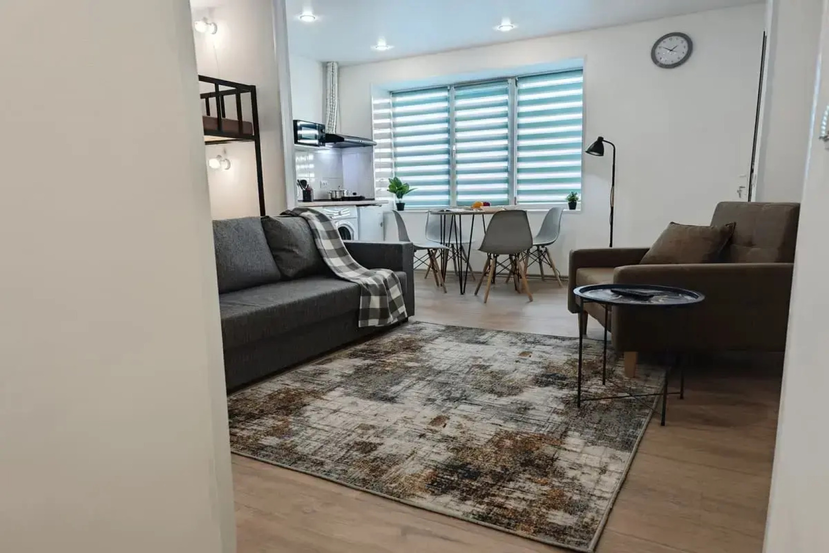 Квартира Просторная 2к по Тухачевского 49/3-31