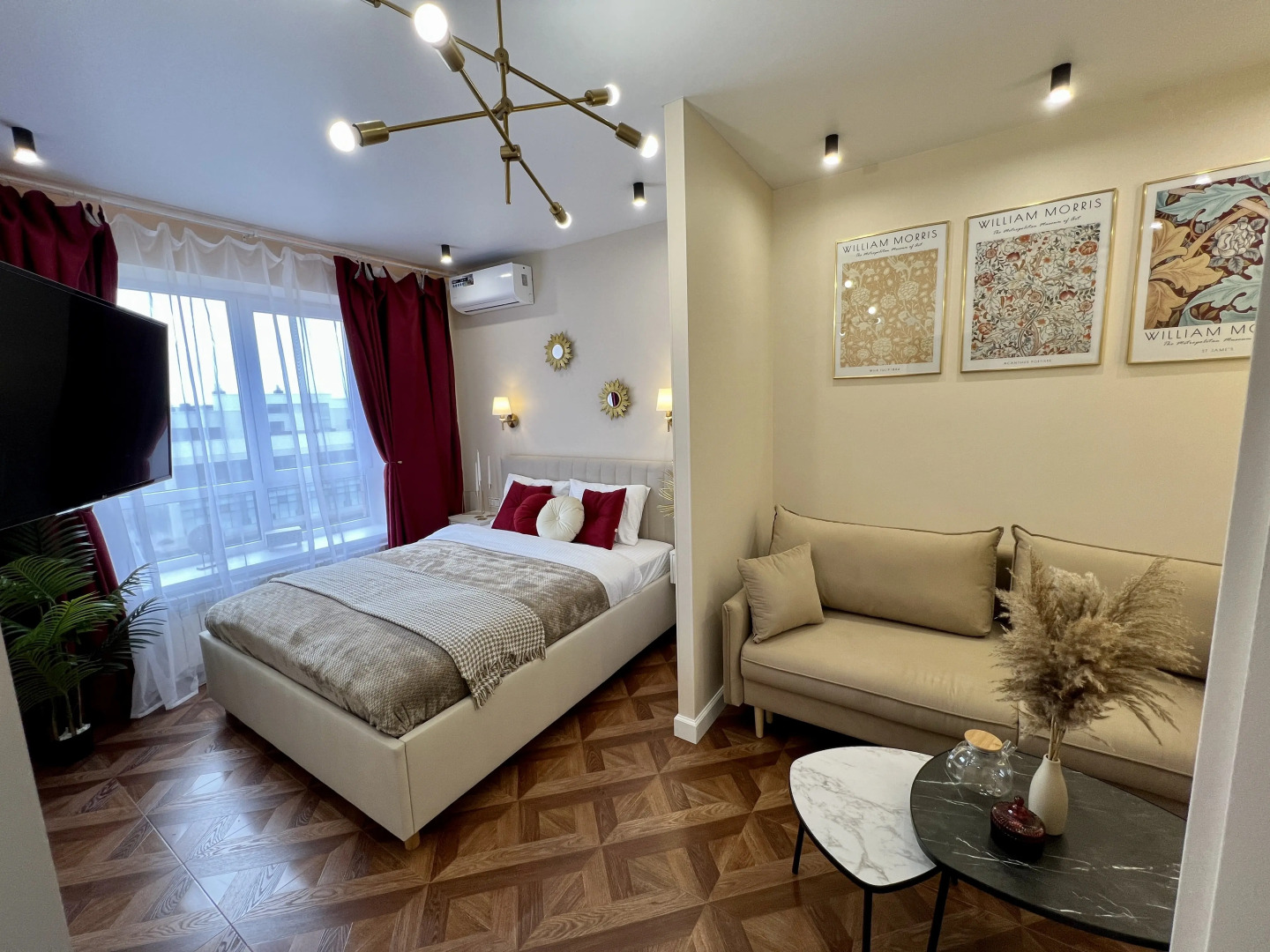 Апартаменты Дизайнерская квартира в Жк Российский с панорамной лоджией