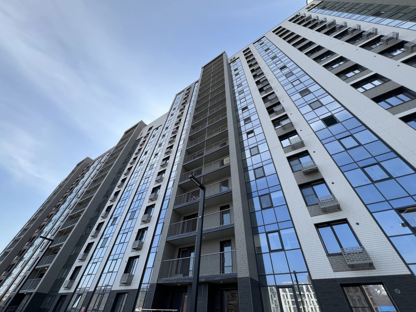 Квартира Евро 3-ком на Смирнова 3 (кв. 185)