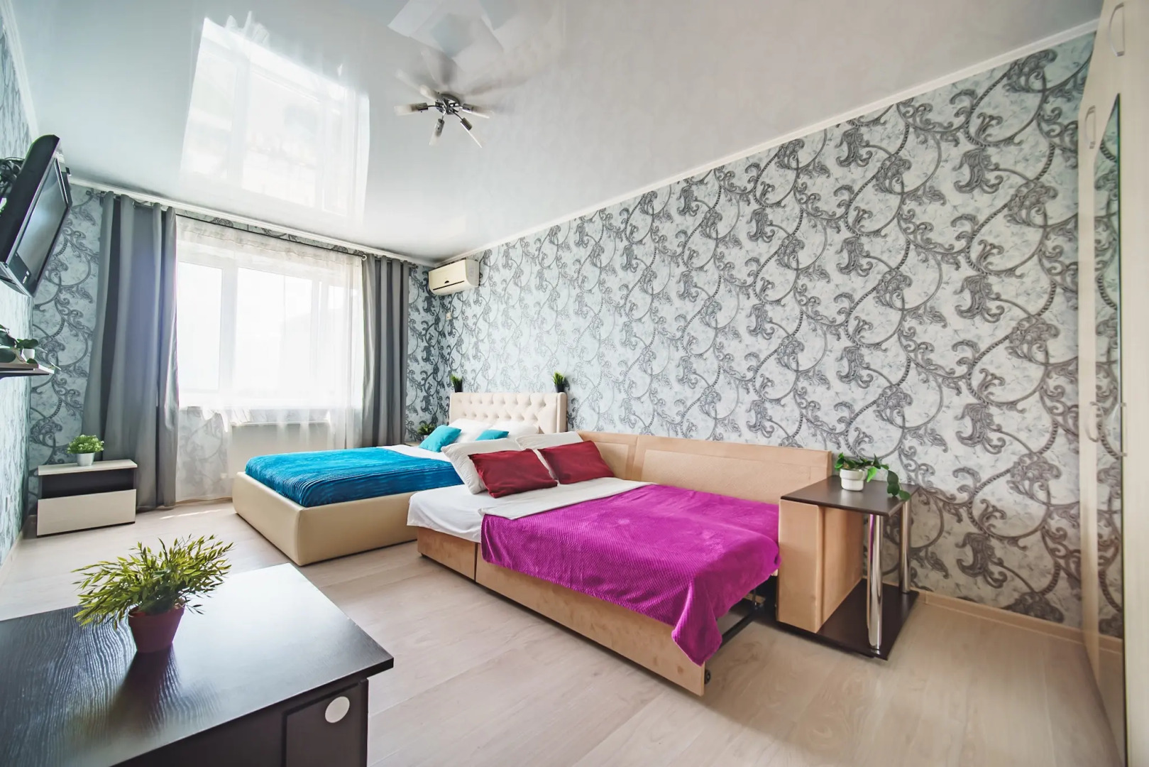 Апартаменты с Видом на Парк Галицкого