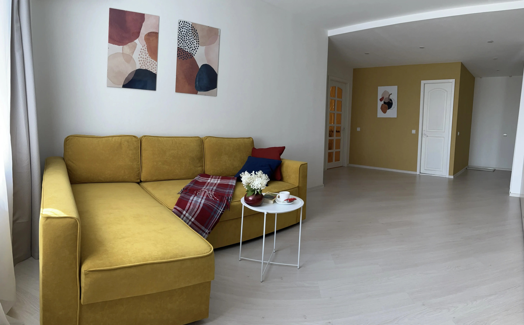 Квартира просторная 2-х комнатная на Центральной площади