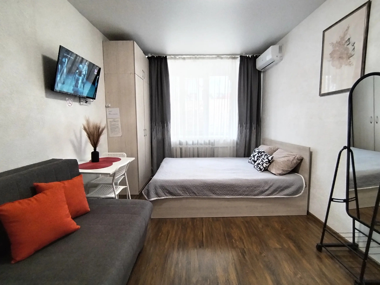 Апартаменты на Верхнепортовой 64