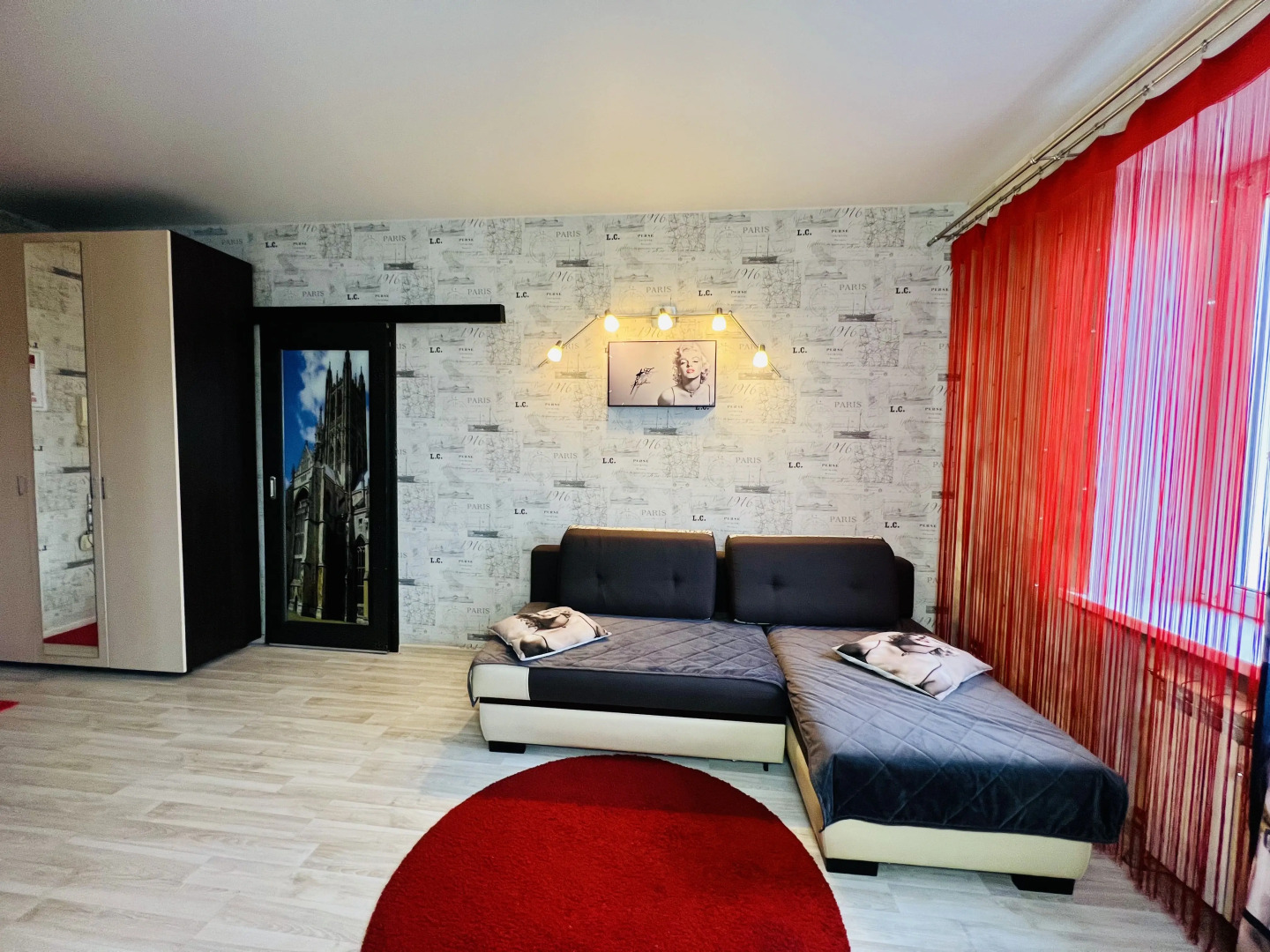 Квартира на площади Горького 4