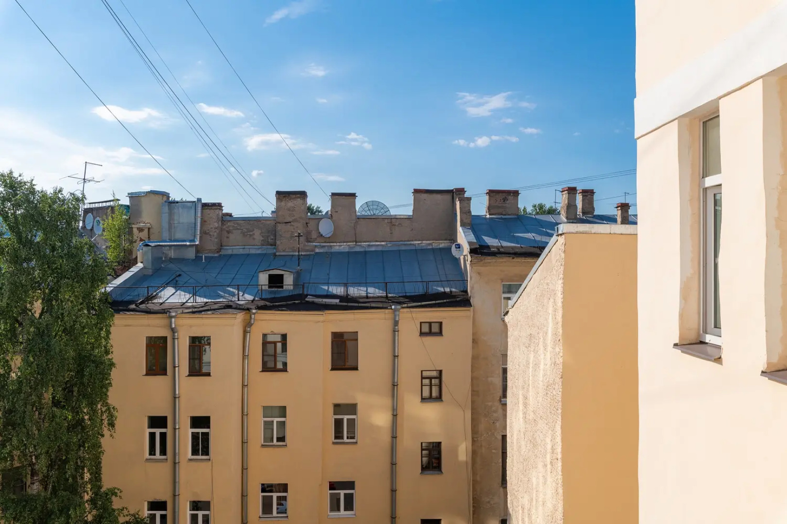 Квартира Двухкомнатная рядом с Исаакиевским собором и видом на крыши