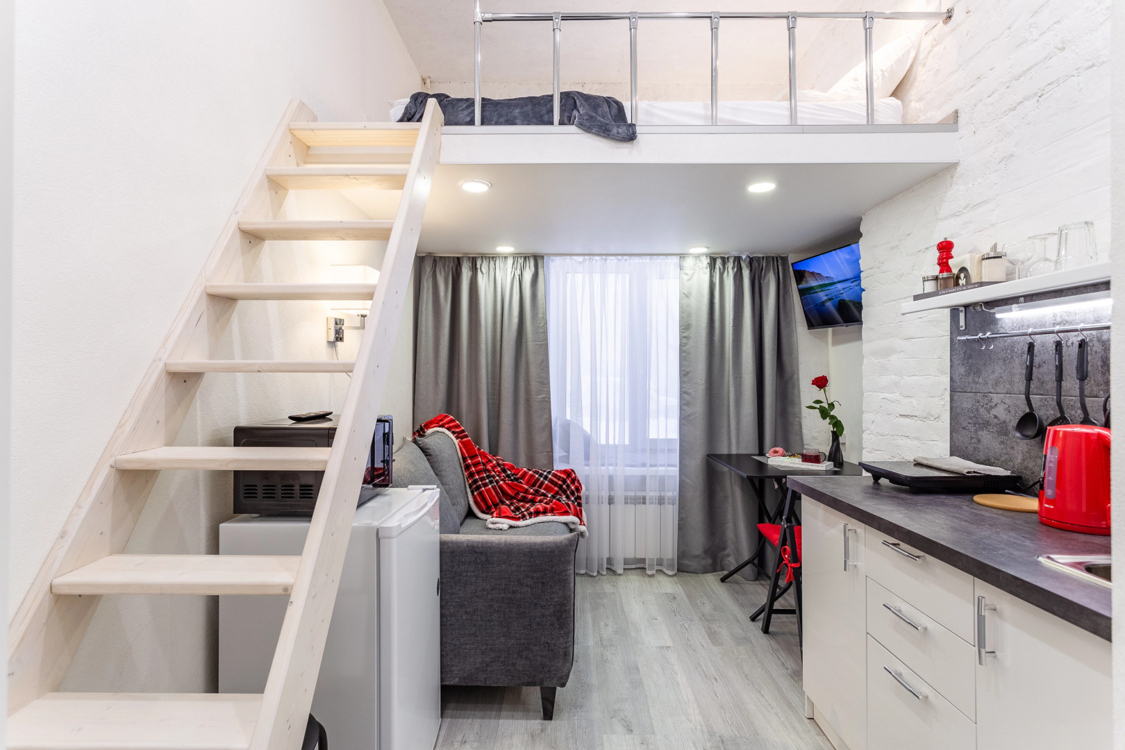 Апартаменты Quartet на Дегтярном 3