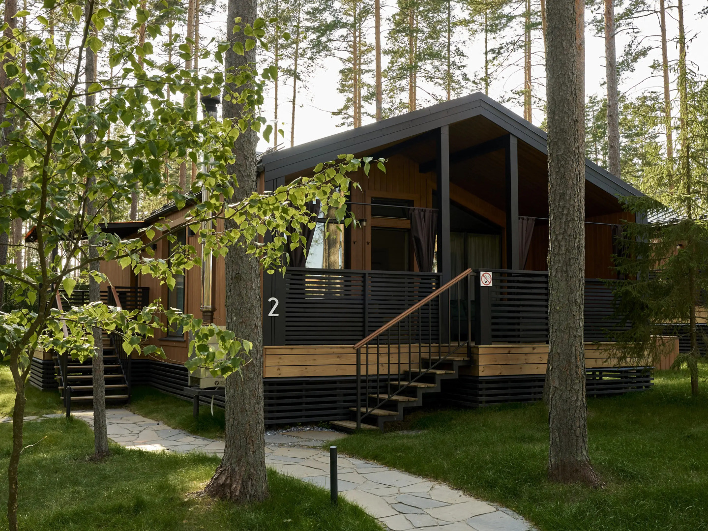 Частный дом с купелью стиральной машиной и духовым шкафом Land Breeze