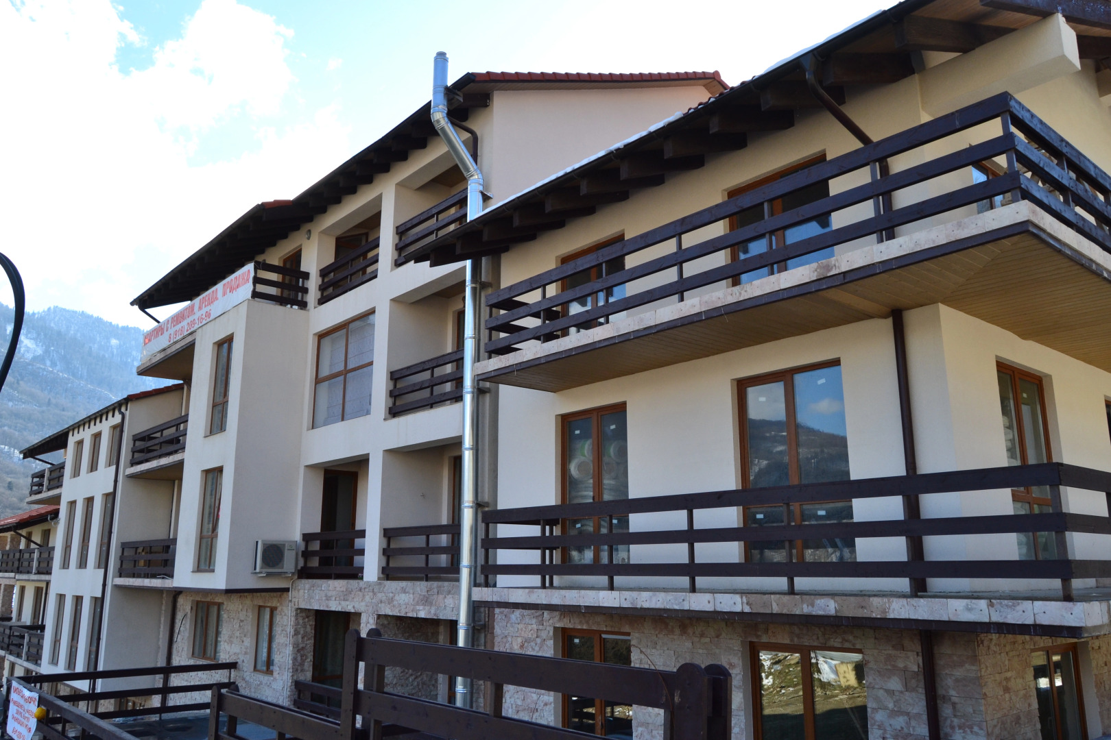 Апартаменты Романовские с видом на горы в Красной поляне