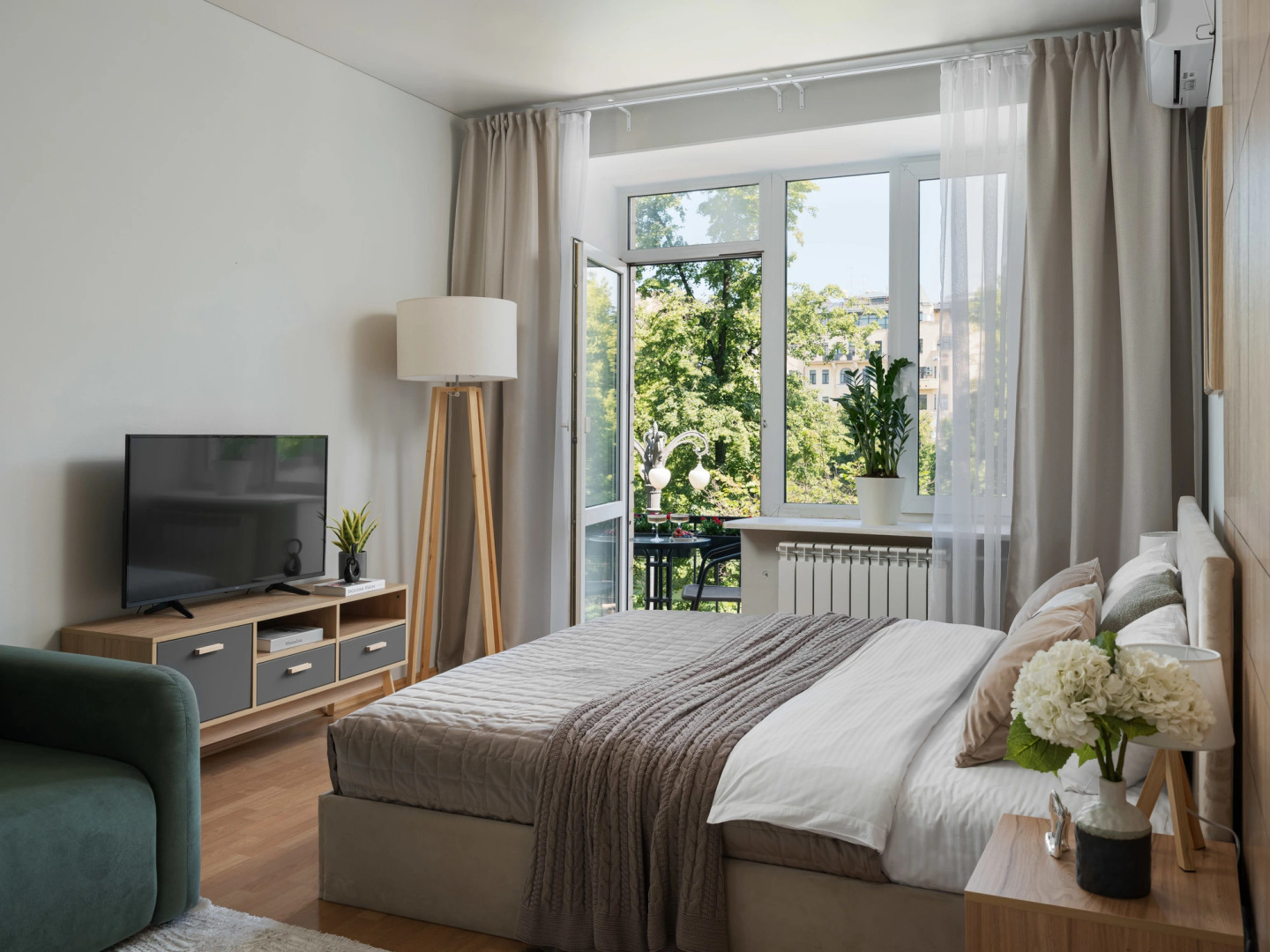 Квартира GM Apartments с Видом на Патриаршие Пруды