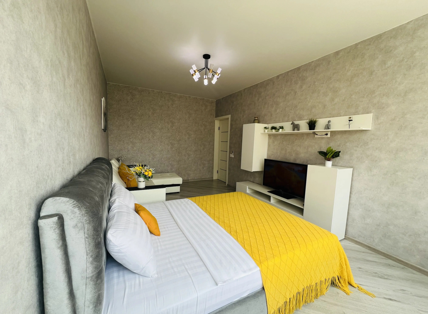 Квартира Комфорт на Нансена 103/1/5 1