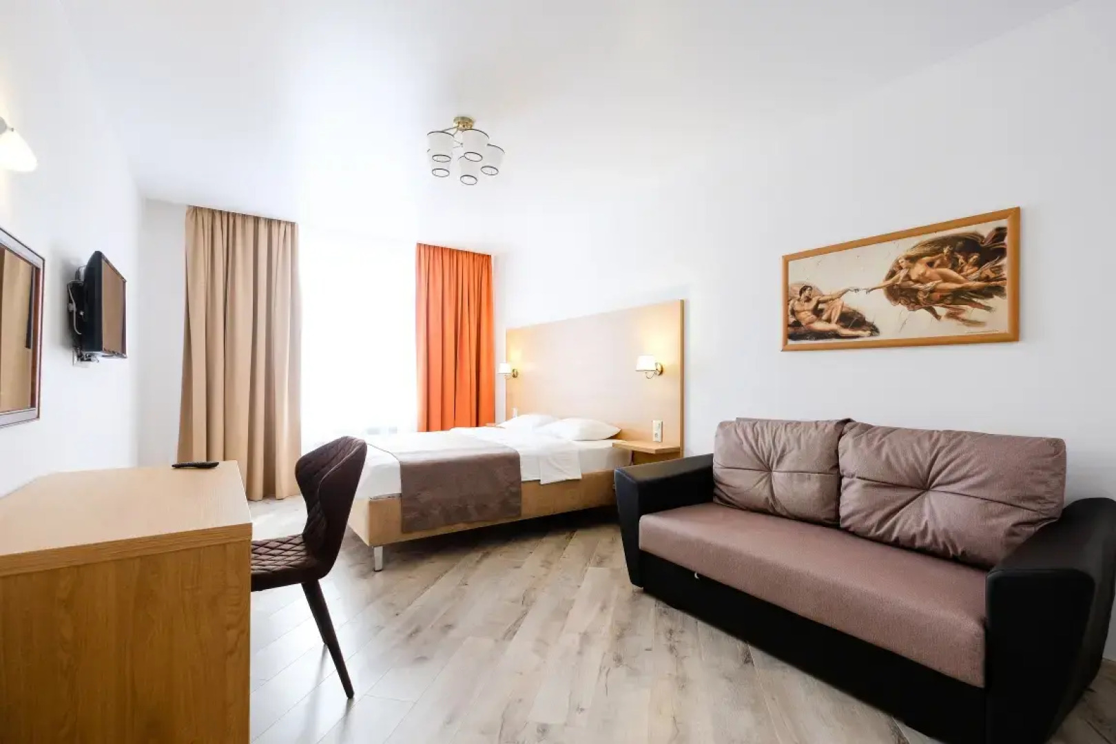 Апартаменты Петровские на Советской 108 (1)