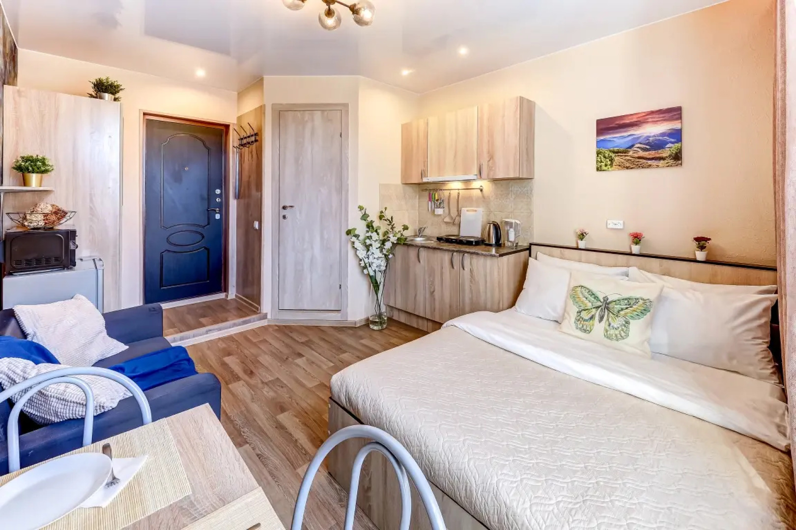 Апартаменты 3 рядом с метро Елизаровская (ОО3)