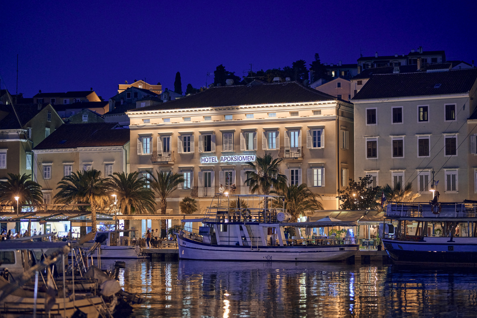 Отель Apoksiomen