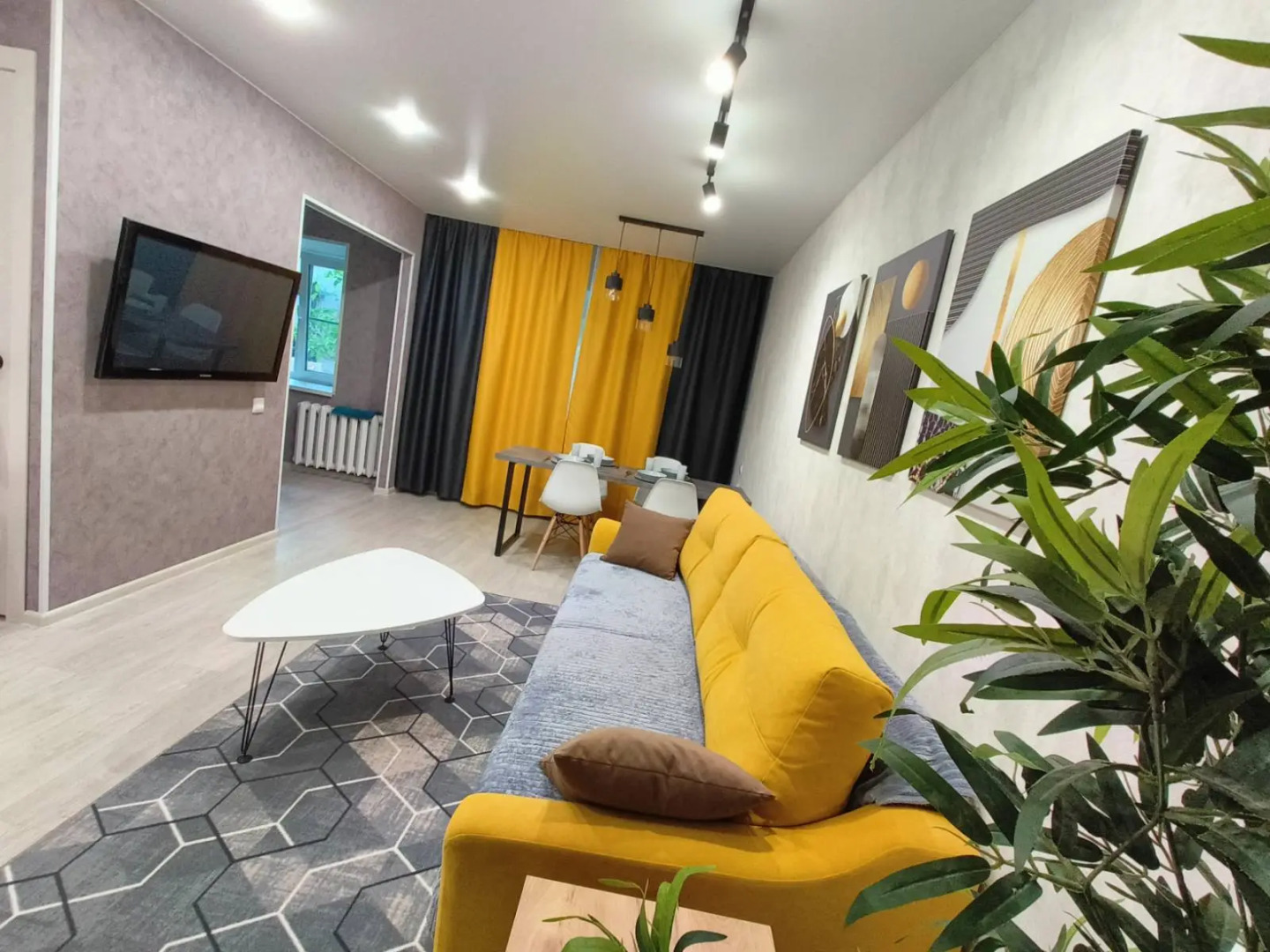 Апартаменты Лайм в Центре Города