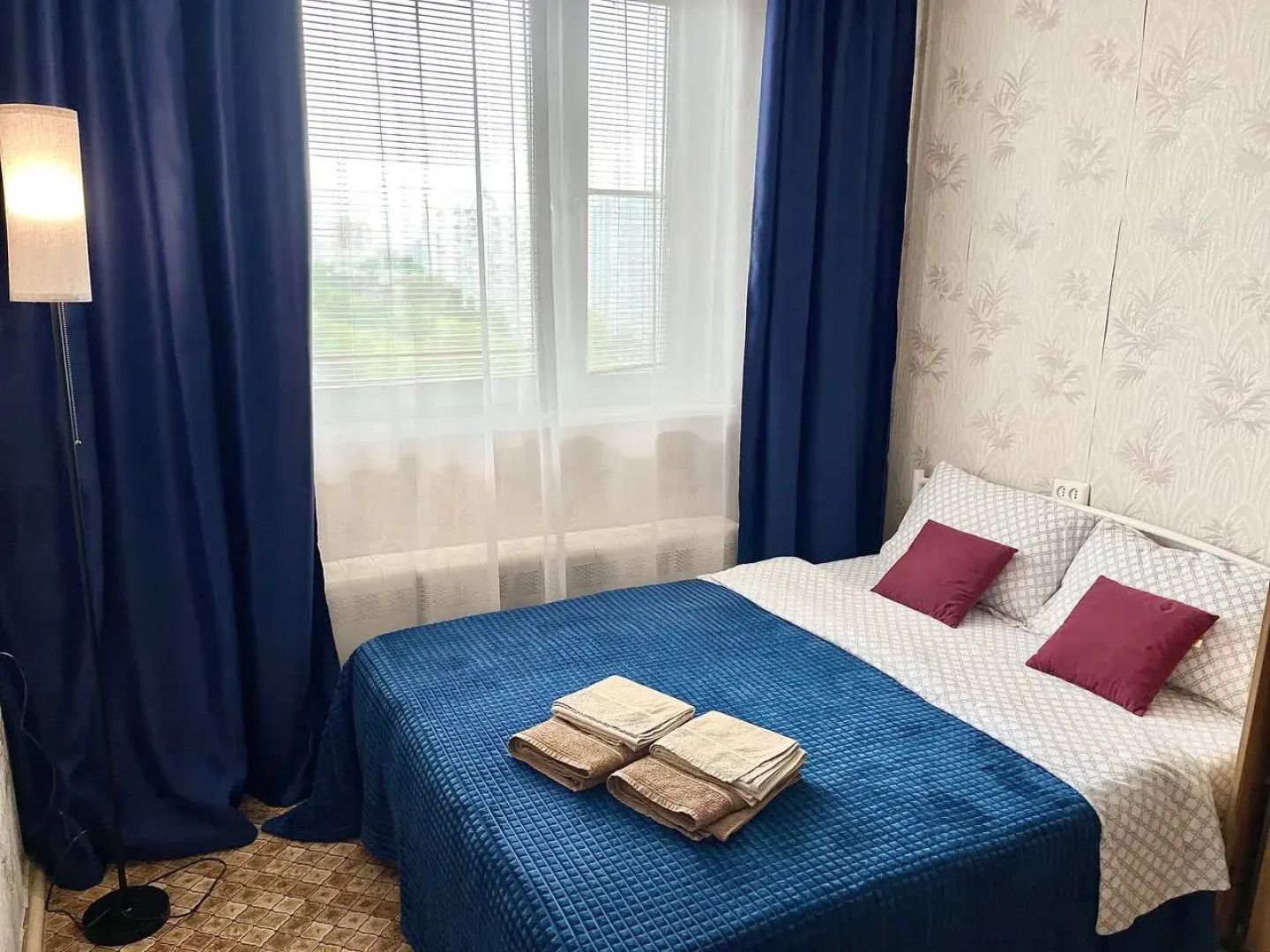 Квартира 2-х комнатная Осенний бульвар