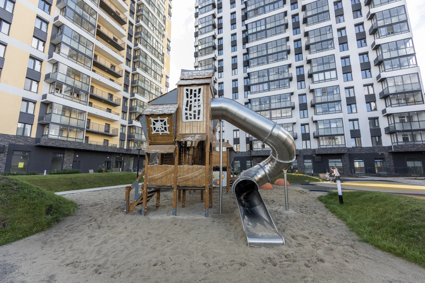 Апартаменты ВыДома в самом центре города ЖК City Life