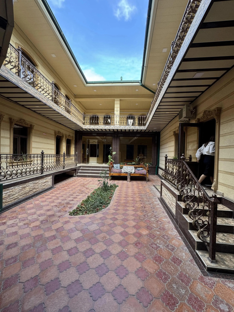 Отель Shahram Plus