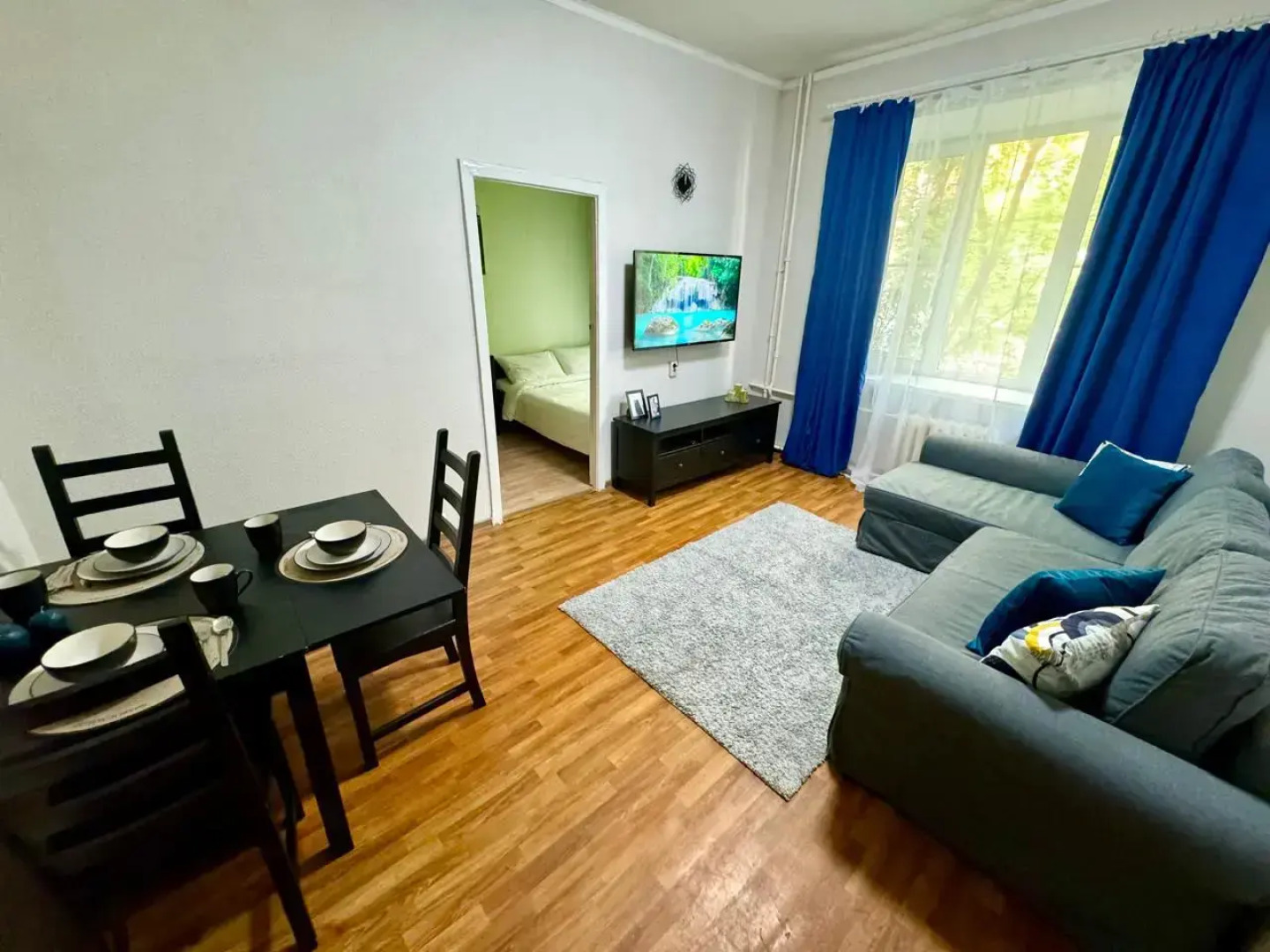 Квартира Уютная двухкомнатная на Большой Почтовой