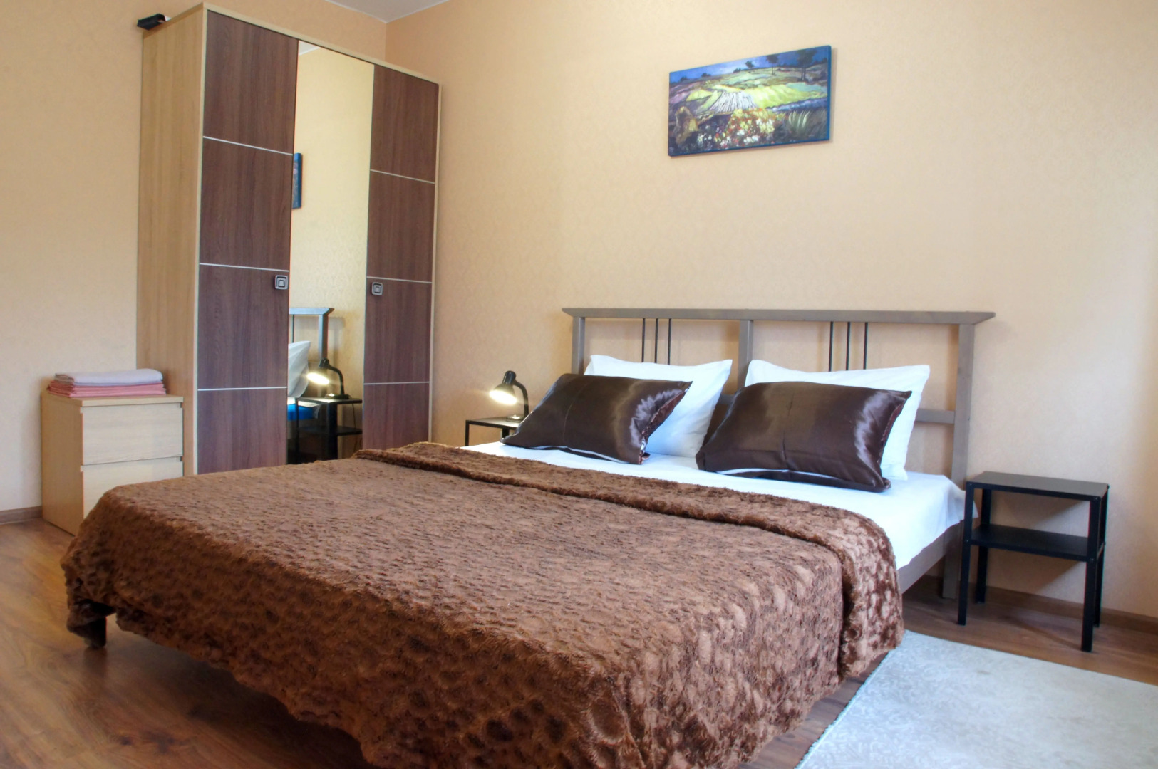 Апартаменты ЦЕНТР ГОРОДА Советская 190Вк1