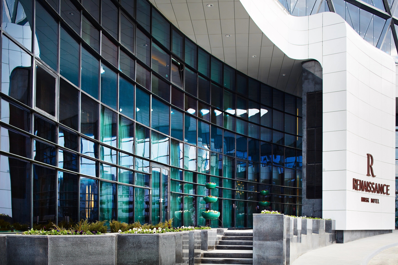 Отель Ренессанс Минск Конгресс и СПА Центр