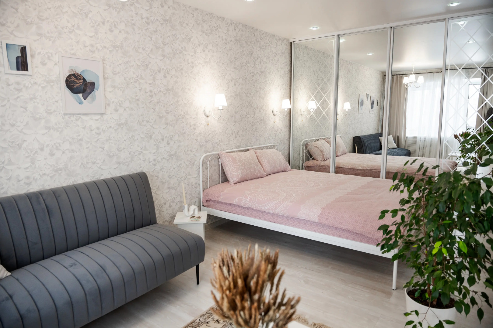 Квартира на Лавровской 6