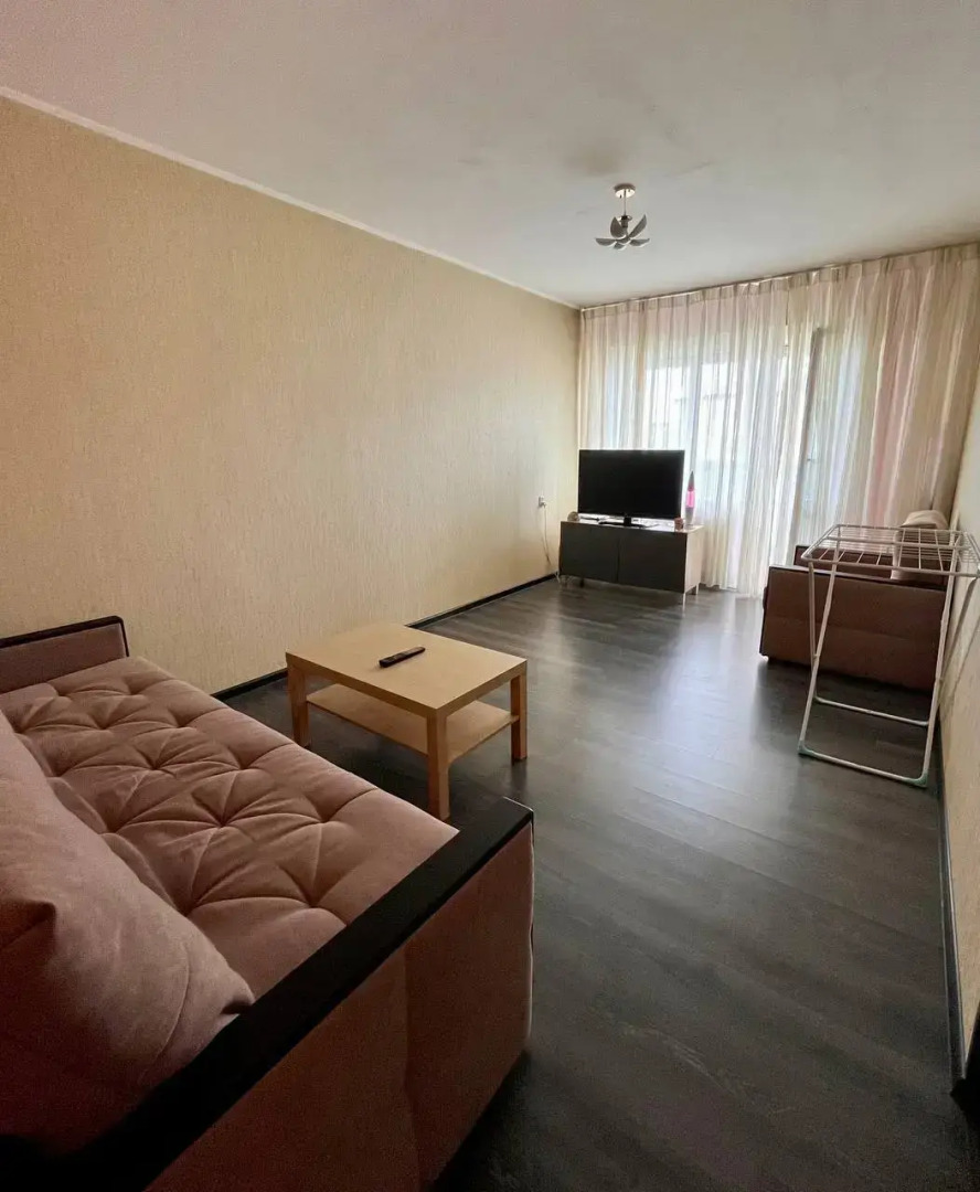 Апартаменты Однушка в центре на Емельянова