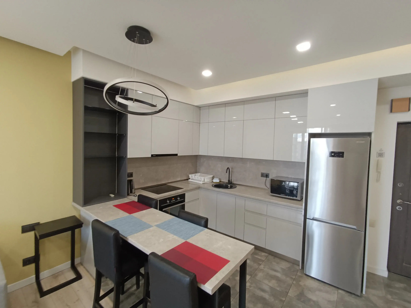 Апартаменты RentInnYerevan 16 Yeznik Koghbatsi street