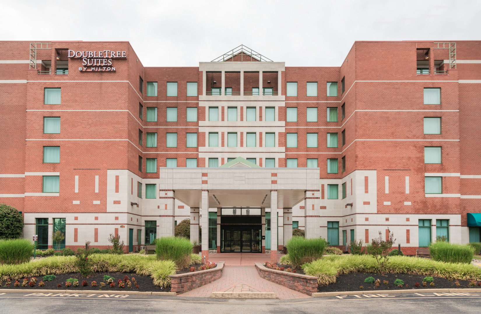DoubleTree Suites by Hilton Hotel Philadelphia West