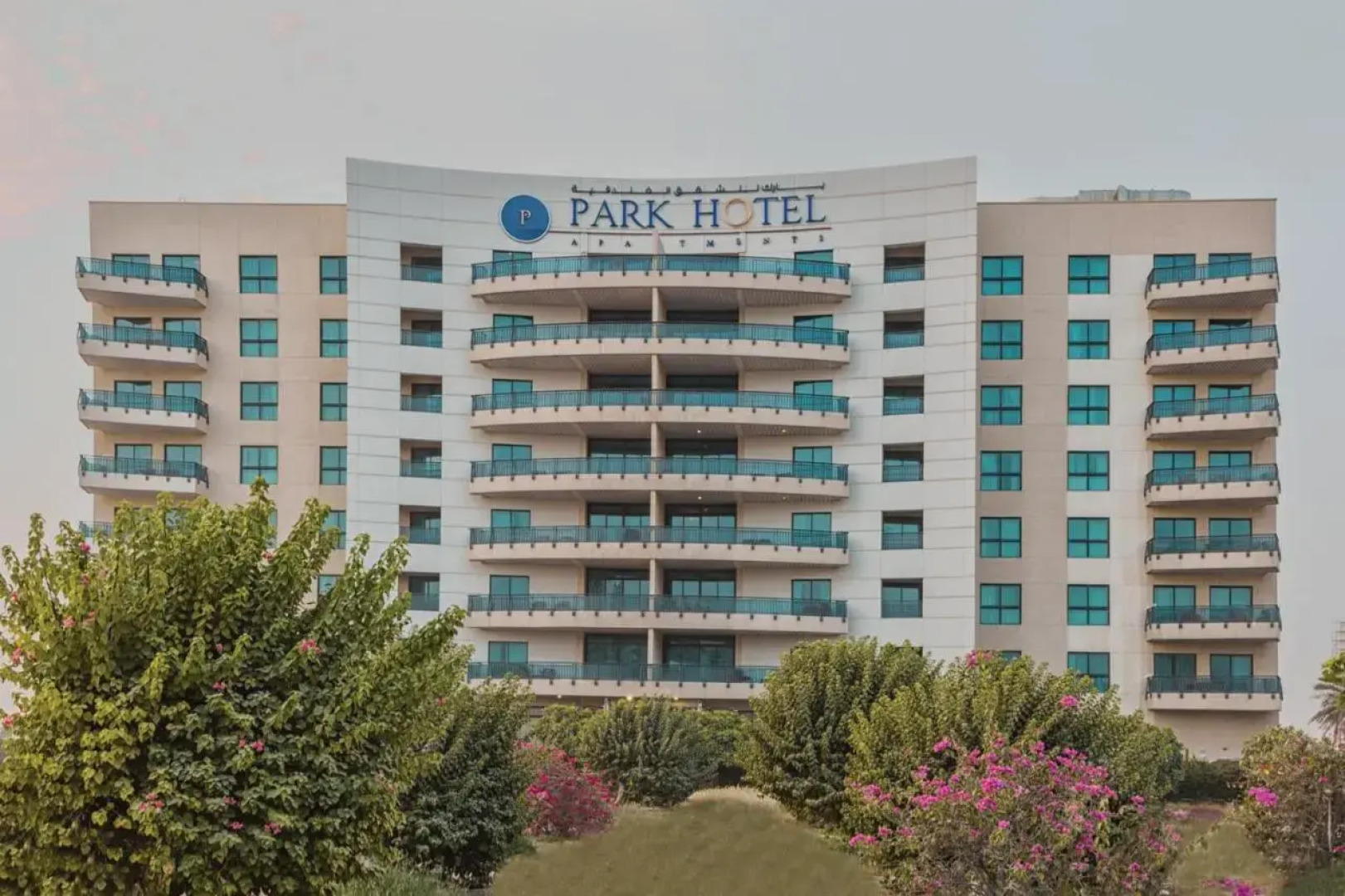Отель Park Apartments Dubai, an Edge by Rotana