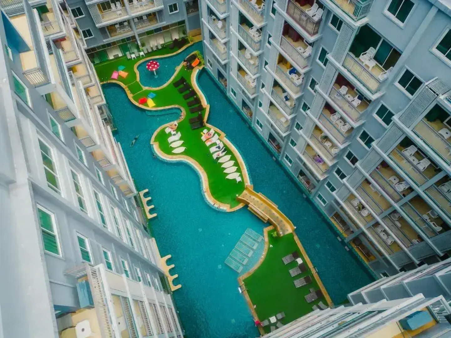 Отель Elite Suites Patong