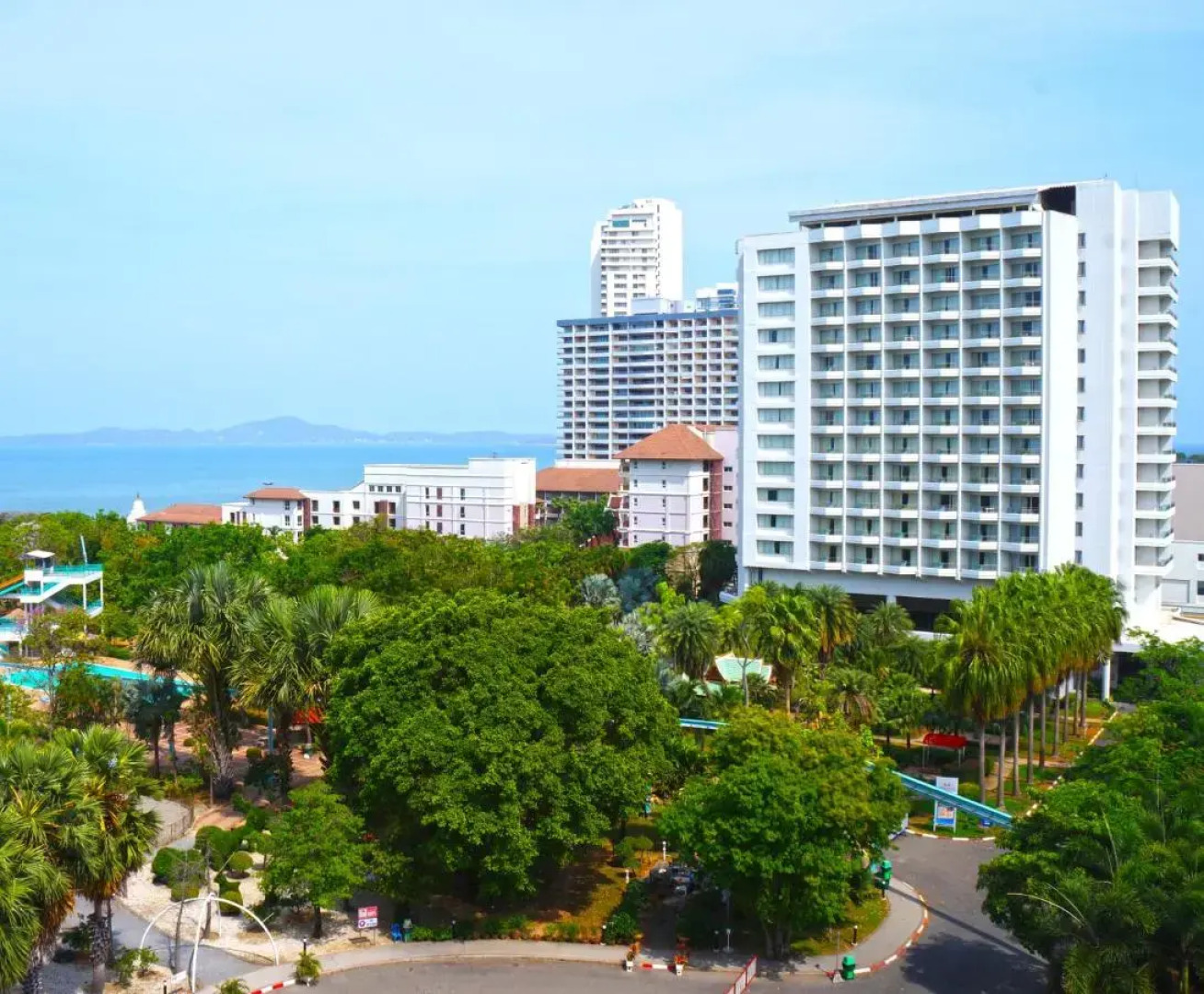 Pattaya Park Beach Resort