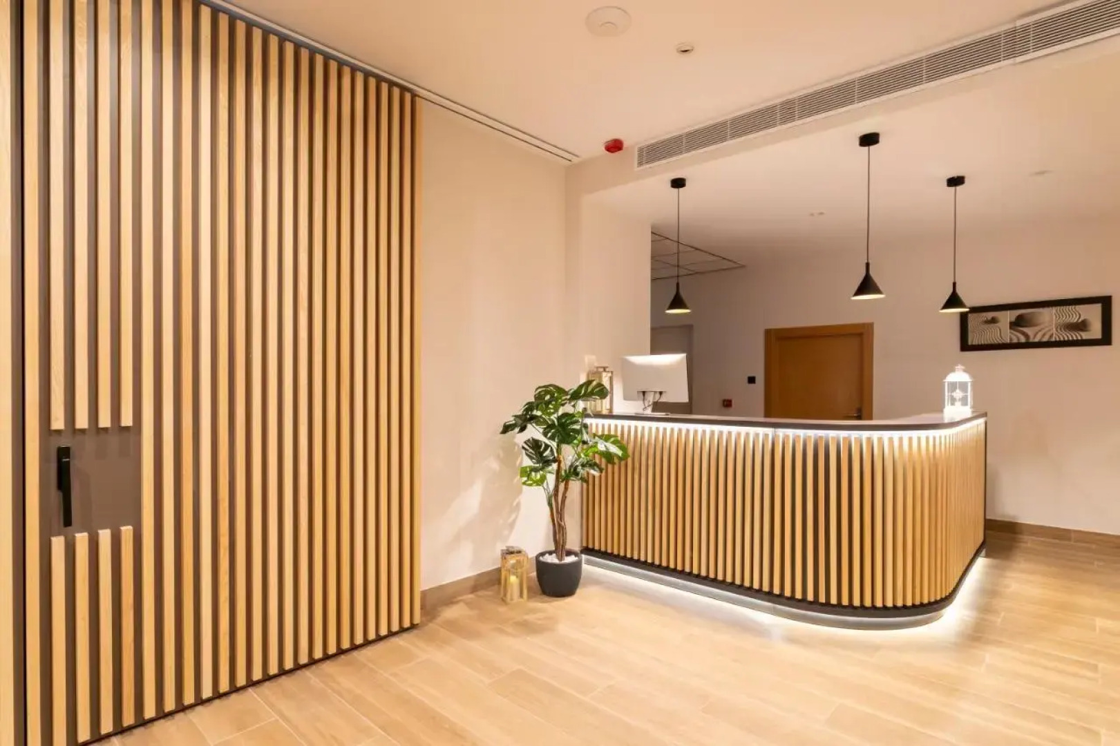 Отель Suites del Mar By Melia