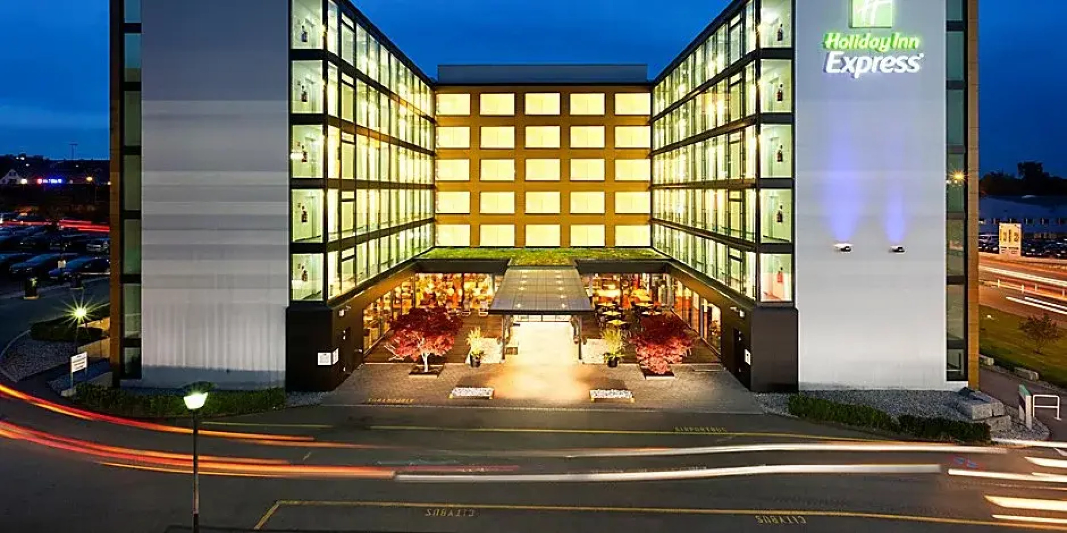 Holiday Inn Express Zurich Airport by IHG