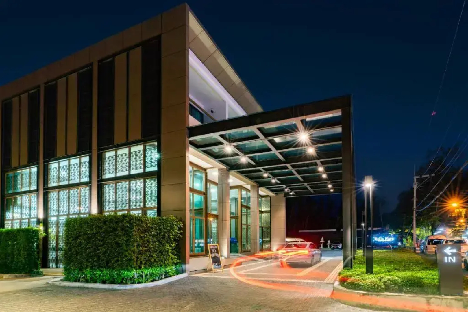 Bella Nara Phuket Naiyang Beach