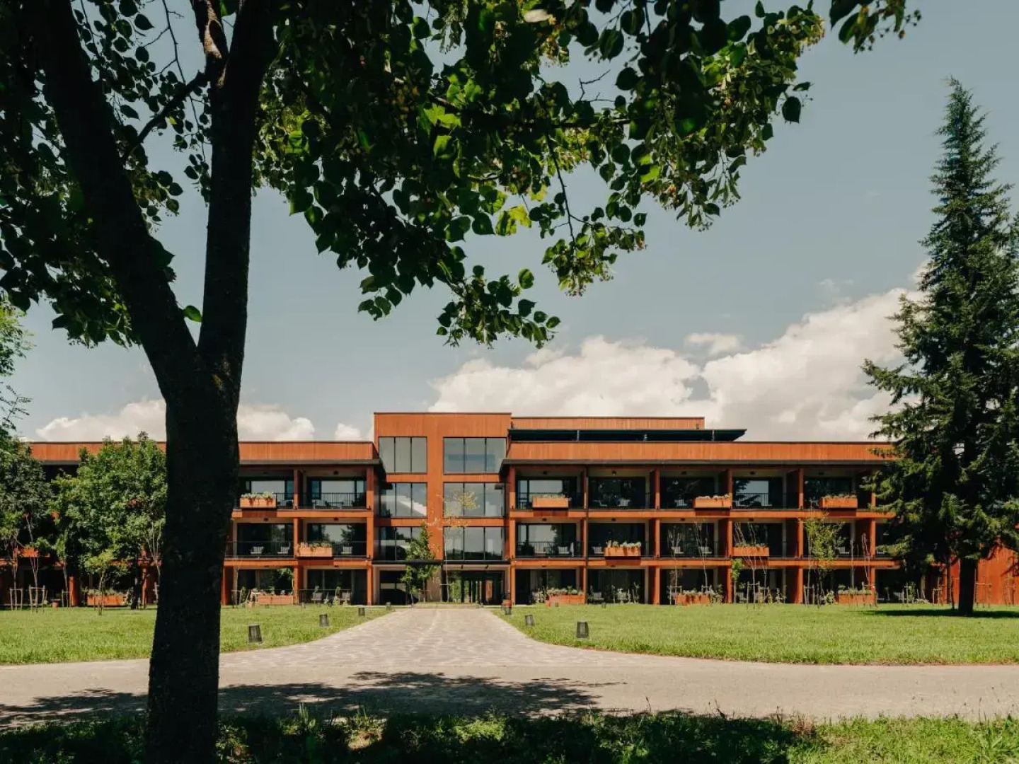 Отель и спа Lopota Lake