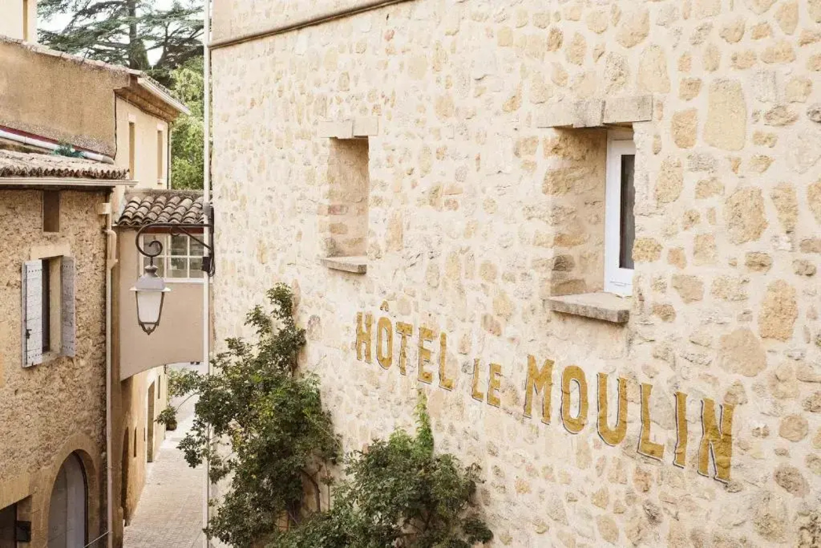 Le Moulin, Lourmarin, a Beaumier hotel