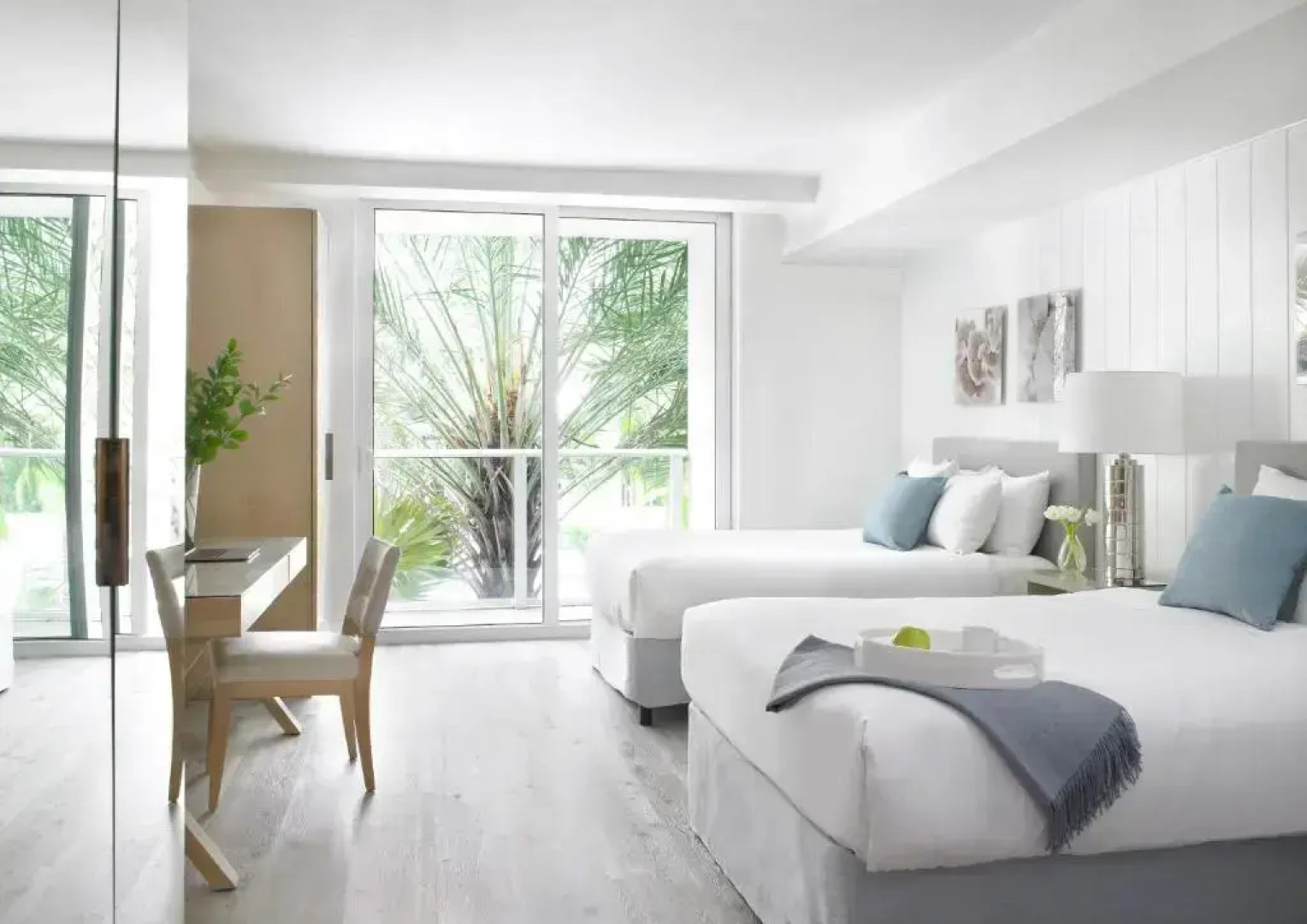 Отель Grand Beach Hotel Surfside West