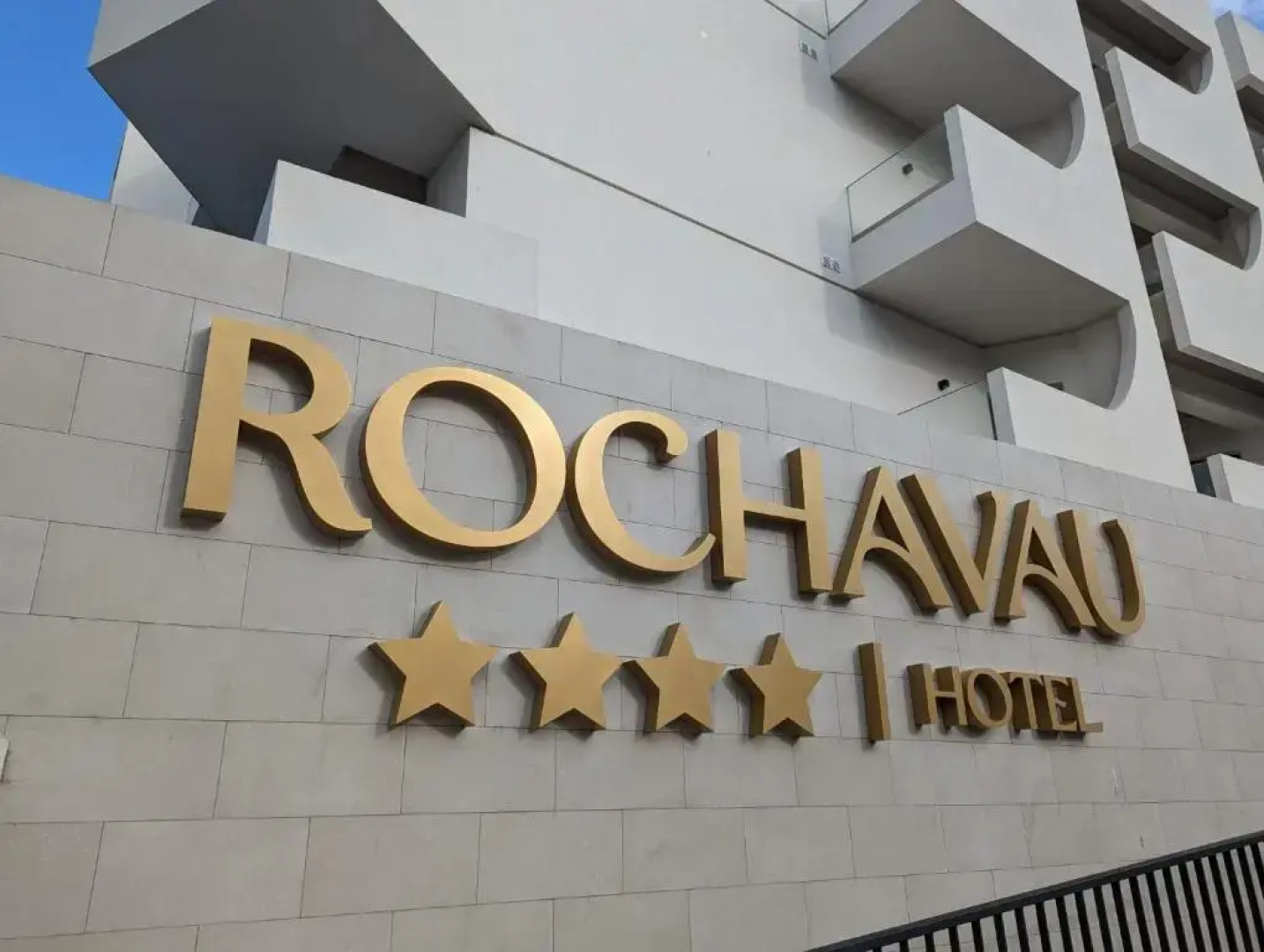 Rochavau Hotel