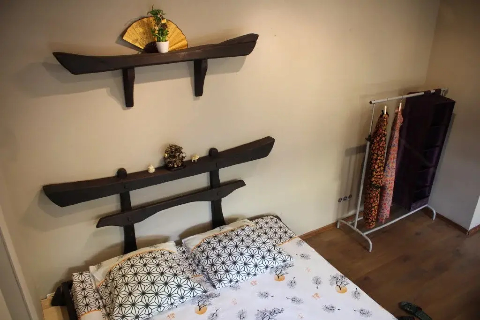 China Town Hostel & Tours