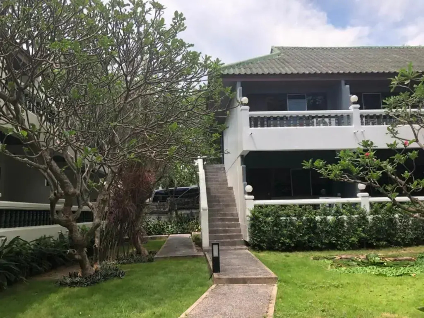 Let's Hyde Pattaya Resort & Villas